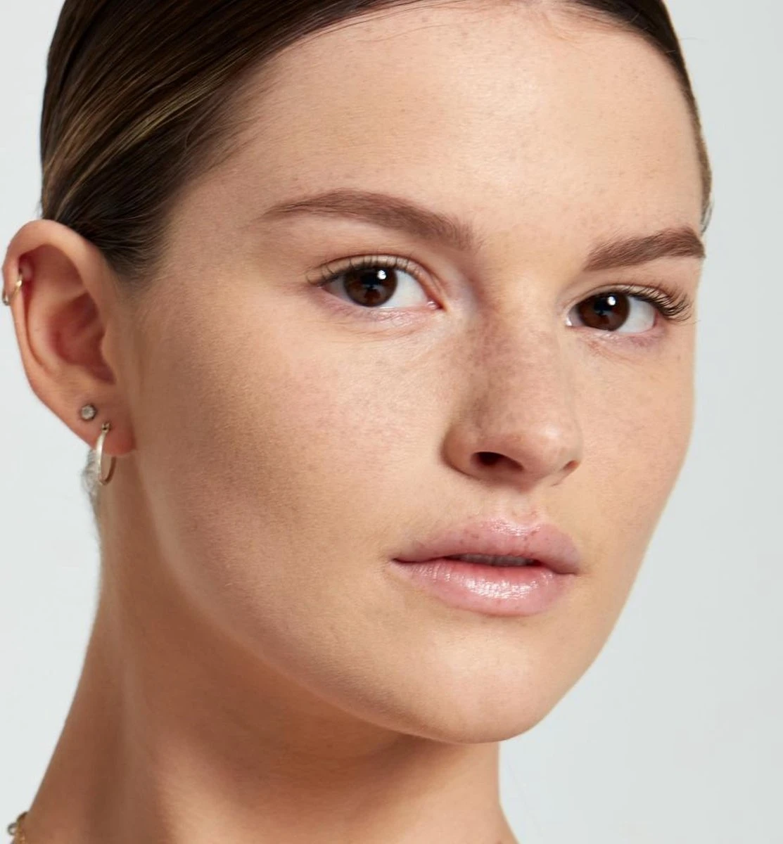 NYX Professional Makeup - Micro Brow Pencil Wenkbrauwpotlood - Ash Brown 8 NYX Professional Makeup - Micro Brow Pencil Wenkbrauwpotlood - Ash Brown - Afbeelding 6