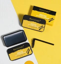 Palm Brow Styling Soap - 100% Vegan - Wenkbrauw Styling Zeep - Wenkbrauwgel Met Langdurig Effect – Veilig En Natuurlijk – Brow Shaping - Wenkbrauw Soap -Mode-Cosmetica Winkel 1144x1200 1