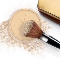 Rimmel London Stay Matte Pressed Powder - 005 Silky Beige -Mode-Cosmetica Winkel 1200x1178 1