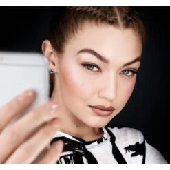 Maybelline Master Camo Concealer Palette - 1 Light 16 Maybelline Master Camo Concealer Palette - 1 Light -Mode-Cosmetica Winkel 1200x1200 10