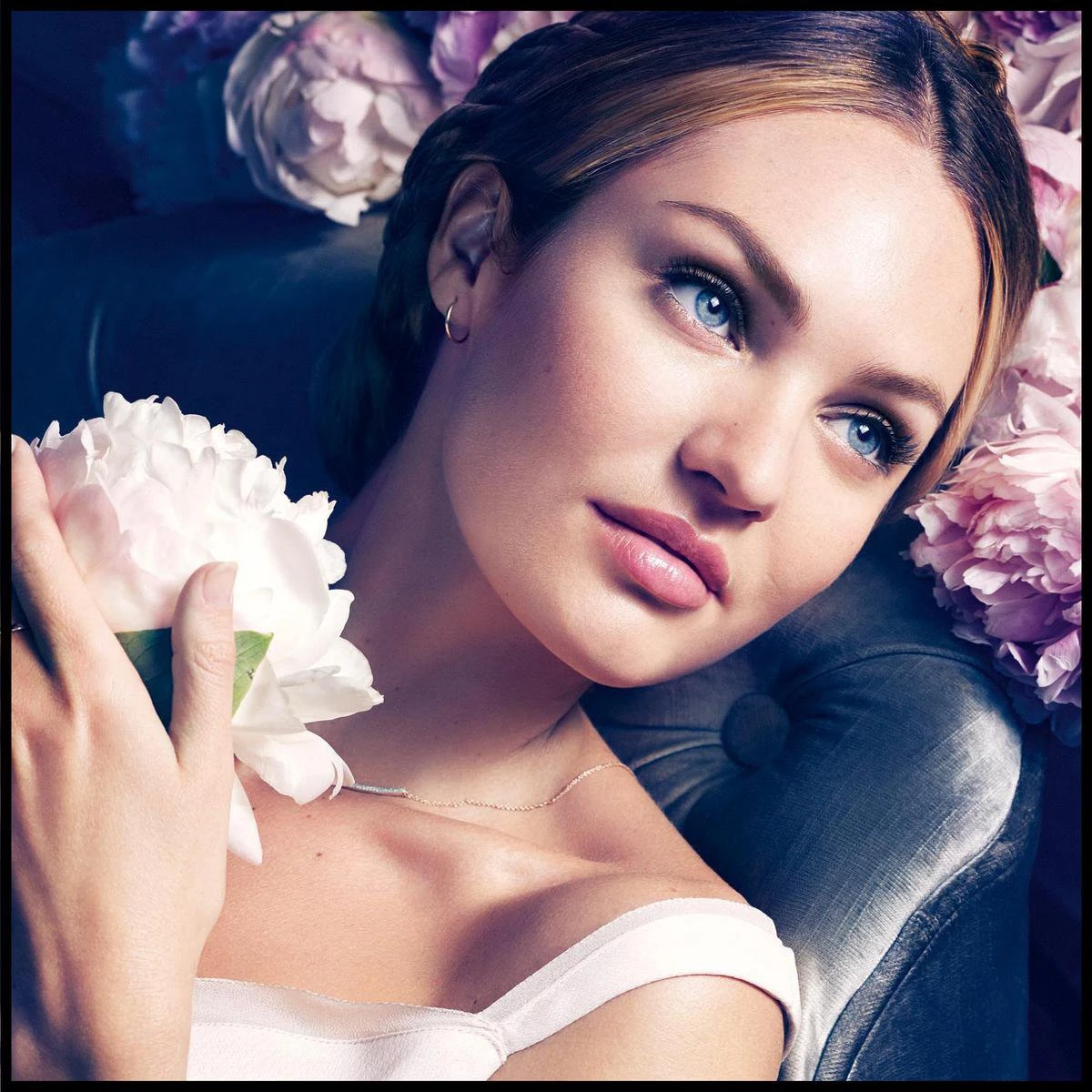 Max Factor Facefinity Compact Foundation - 03 Natural 8 Max Factor Facefinity Compact Foundation - 03 Natural - Afbeelding 6