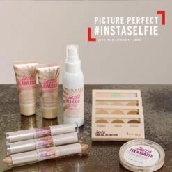 Rimmel London Insta Fix & Matte Make-uppoeder - 01 Clear -Mode-Cosmetica Winkel 1200x1200 192