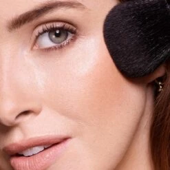 Max Factor Facefinity Matte Powder Bronzer - 001 Light Bronze 10 Max Factor Facefinity Matte Powder Bronzer - 001 Light Bronze -Mode-Cosmetica Winkel 1200x1200 222