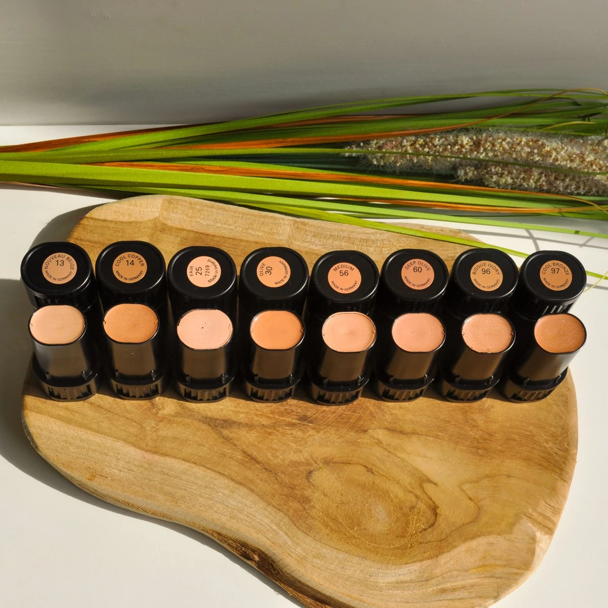 Max Factor Pan Stik - Deep Olive 5 Max Factor Pan Stik - Deep Olive - Afbeelding 3