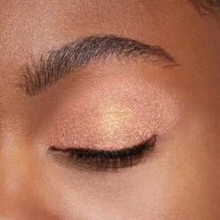 Bourjois Little Round Pot Oogschaduw - 11 Pink Parfait 22 Bourjois Little Round Pot Oogschaduw - 11 Pink Parfait -Mode-Cosmetica Winkel 1200x1200 738