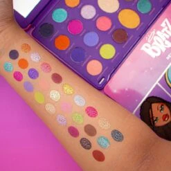 Makeup Revolution X Bratz Limitless Eyeshadow Palette - Oogschaduw Palette 12 Makeup Revolution X Bratz Limitless Eyeshadow Palette - Oogschaduw Palette -Mode-Cosmetica Winkel 1200x1200 747