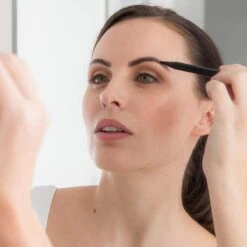 Eyebrow Magic Wenkbrauwpen - Donker Bruin -Mode-Cosmetica Winkel 1200x1200 916