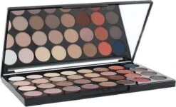 Makeup Revolution Flawless Matte 2 Oogschaduw Palette -Mode-Cosmetica Winkel 1200x729 1