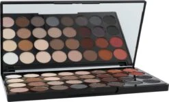 Makeup Revolution Flawless 2 Ultra Eyeshadows - Oogschaduw Palette - 32 Kleuren -Mode-Cosmetica Winkel 1200x730 1