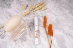 Célie Beauty FLASH - Wimperserum - Binnen 1 Week Zichtbaar Resultaat - 100% Vegan - Wimpergroei - Wimperverzorging - Volle Wimpers - Dikke Wimpers - 3ml - Hydraterend 14 Célie Beauty FLASH - Wimperserum - Binnen 1 Week Zichtbaar Resultaat - 100% Vegan - Wimpergroei - Wimperverzorging - Volle Wimpers - Dikke Wimpers - 3ml - Hydraterend -Mode-Cosmetica Winkel 1200x800 17