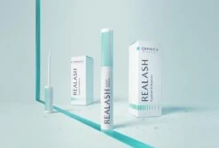 Orphica Realash Advanced Eyelash Conditioner 3ml - Wimperserum - Lange Wimpers - Volle Wimpers - Lash Lift - Wimper Lift 9 Orphica Realash Advanced Eyelash Conditioner 3ml - Wimperserum - Lange Wimpers - Volle Wimpers - Lash Lift - Wimper Lift -Mode-Cosmetica Winkel 1200x809