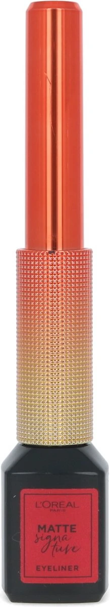 L’Oréal Paris Paris Electric Nights Superliner Matte Signature Eyeliner - Limited Edition – 11 Red Signature – Rood 3 L’Oréal Paris Paris Electric Nights Superliner Matte Signature Eyeliner - Limited Edition – 11 Red Signature – Rood