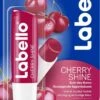 Labello Cherry Shine Verzorgende Lippenbalsem 1 Labello Cherry Shine Verzorgende Lippenbalsem -Mode-Cosmetica Winkel 691x1200 2