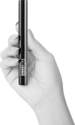 Maybelline New York Tattoo Studio Tattoo Liner - Liquid Ink - 710 Inked Black – Zwart - Ultra Langhoudende Liquid Eyeliner 35 Maybelline New York Tattoo Studio Tattoo Liner - Liquid Ink - 710 Inked Black – Zwart - Ultra Langhoudende Liquid Eyeliner -Mode-Cosmetica Winkel 723x1200 4