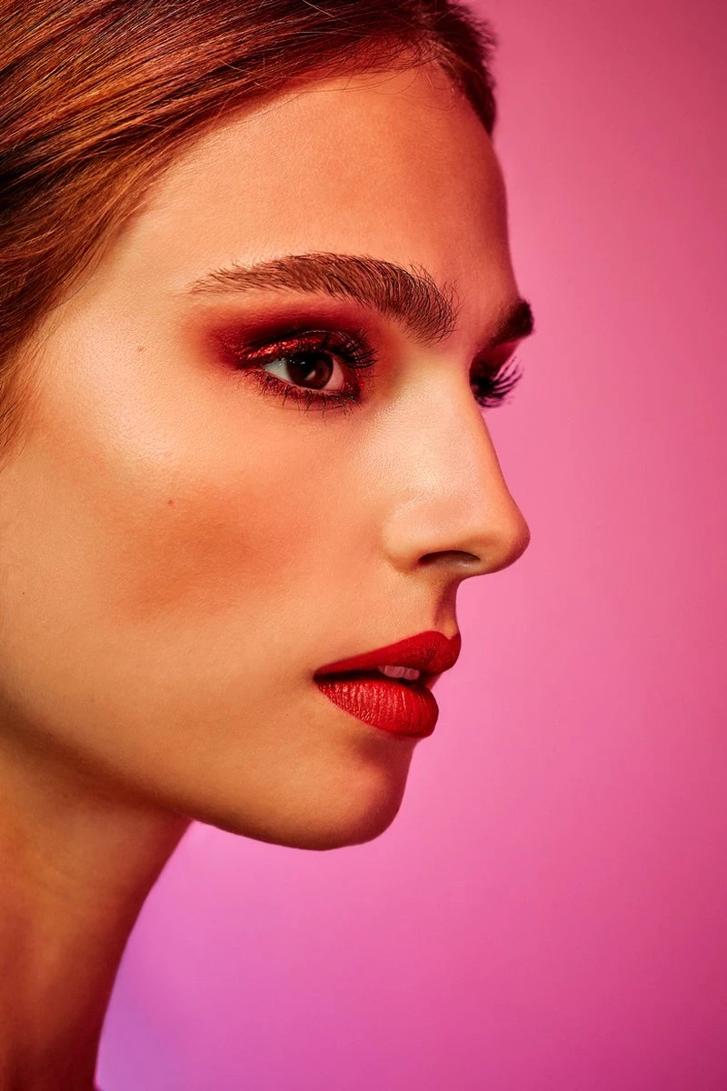 L’Oréal Paris Paris Electric Nights Superliner Matte Signature Eyeliner - Limited Edition – 11 Red Signature – Rood 6 L’Oréal Paris Paris Electric Nights Superliner Matte Signature Eyeliner - Limited Edition – 11 Red Signature – Rood - Afbeelding 4