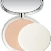Make-Up Poedervorm Almost Powder Clinique Spf 15 -Mode-Cosmetica Winkel 870x1200