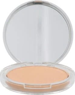 Clinique Almost Powder SPF 15 - Light - Make-uppoeder 33 Clinique Almost Powder SPF 15 - Light - Make-uppoeder -Mode-Cosmetica Winkel 947x1200