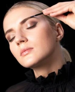 SYOSS Wenkbrauwverf 5-1 Lichtbruin - 1 Stuk 10 SYOSS Wenkbrauwverf 5-1 Lichtbruin - 1 Stuk -Mode-Cosmetica Winkel 986x1200 4