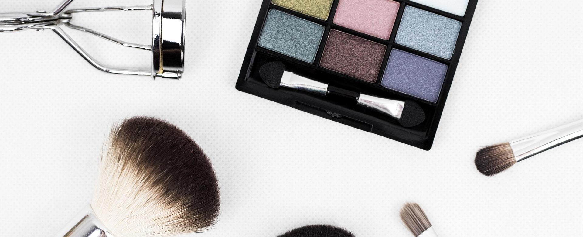 Mode-Cosmetica Winkel -Mode-Cosmetica Winkel makeup brushes 1761648 1920